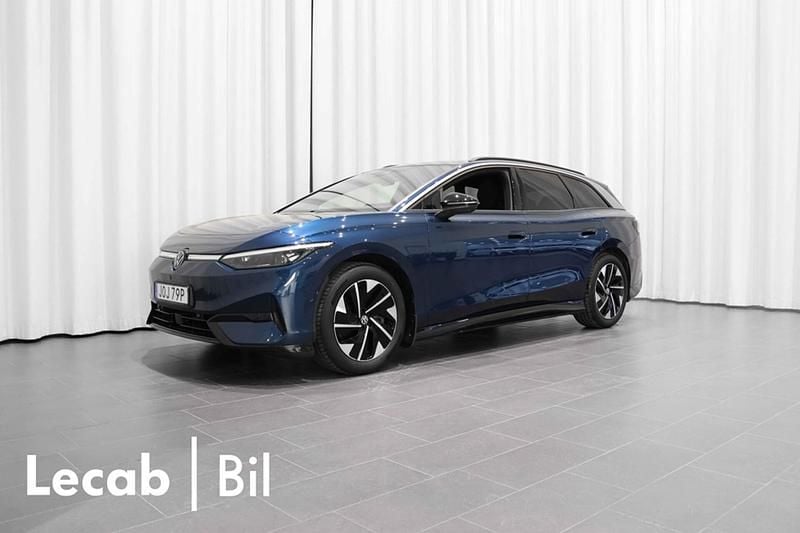 Begagnad VW ID.7 Pro 210 kW (286 HK) 2025 Blå (aquamarine blue metallic) Kombi