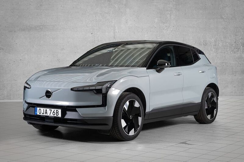 Grå Ny 2025 Volvo EX30 Performance SUV | 449 000 kr (Bra pris) - Bild 1/4
