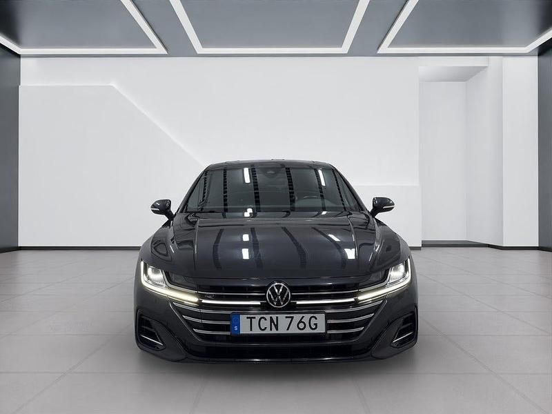 Begagnad VW Arteon R-line 200 HK (147 kW) 2021 Mörkgrå Kombi