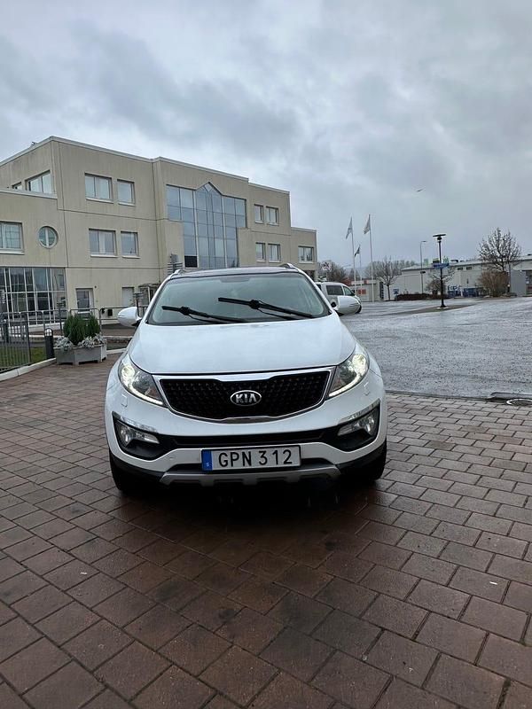 Begagnad 2014 Kia Sportage SUV | 130 000 kr (Marknadspris) - Bild 1/4