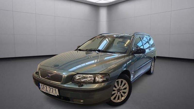 Begagnad Volvo V70 Business Edition 170 HK (125 kW) 2001 Grön Kombi