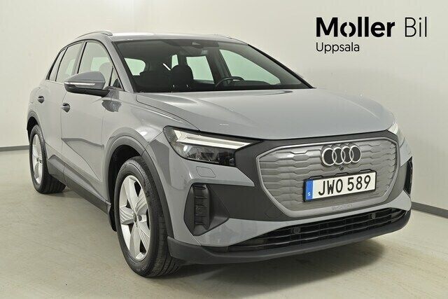 Grå (kiselgrå) Begagnad 2022 Audi Q4 e-tron Proline SUV | 319 900 kr (Superpris) - Bild 1/3