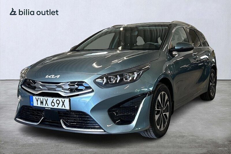 Grå Begagnad 2024 Kia Ceed Sportswagon Advance Kombi | 314 900 kr (Dyr) - Bild 1/3