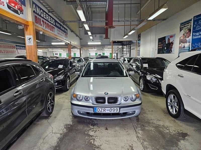Begagnad BMW 316 Advantage 116 HK (85 kW) 2003 Silver