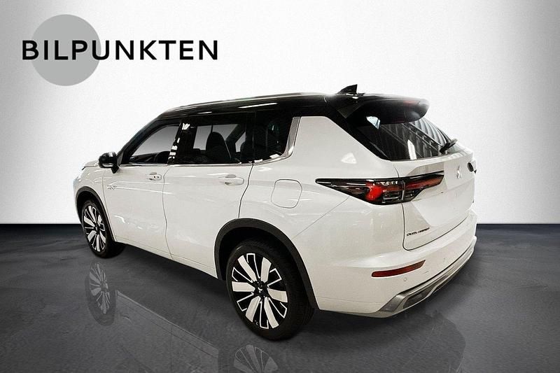 Ny Mitsubishi Outlander P-HEV Edition 136 HK (100 kW) 2025 Vit SUV