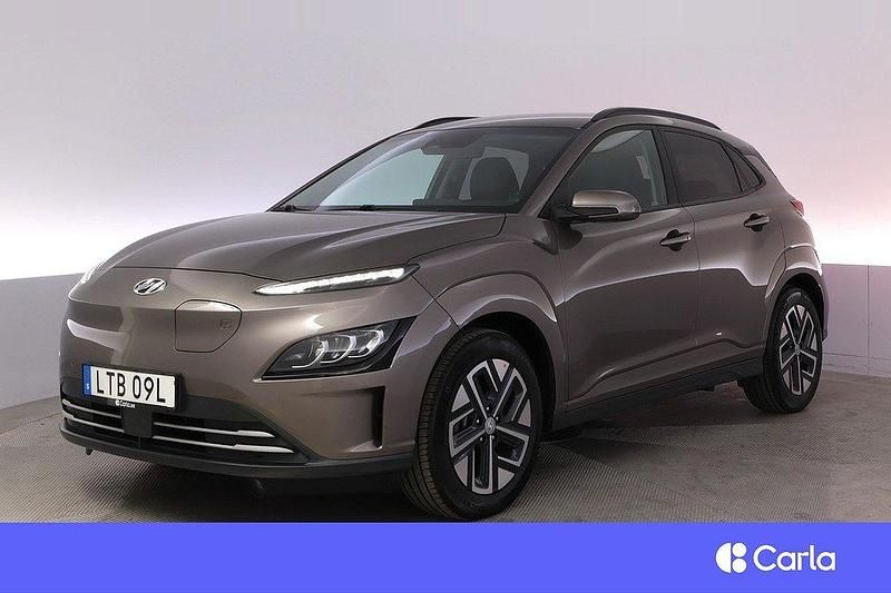 Brun Begagnad 2022 Hyundai Kona Essential SUV | 204 900 kr (Marknadspris) - Bild 1/4