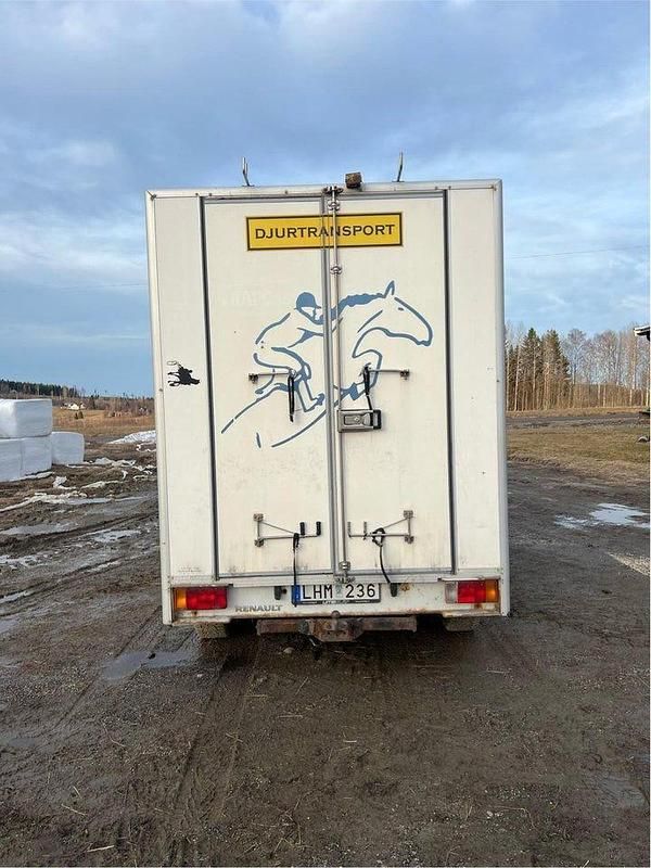 Begagnad Renault Master 146 HK (107 kW) 2007 Vit Van