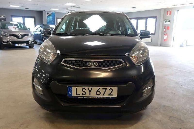 Begagnad Kia Picanto Comfort 86 HK (63 kW) 2011 Svart Halvkombi