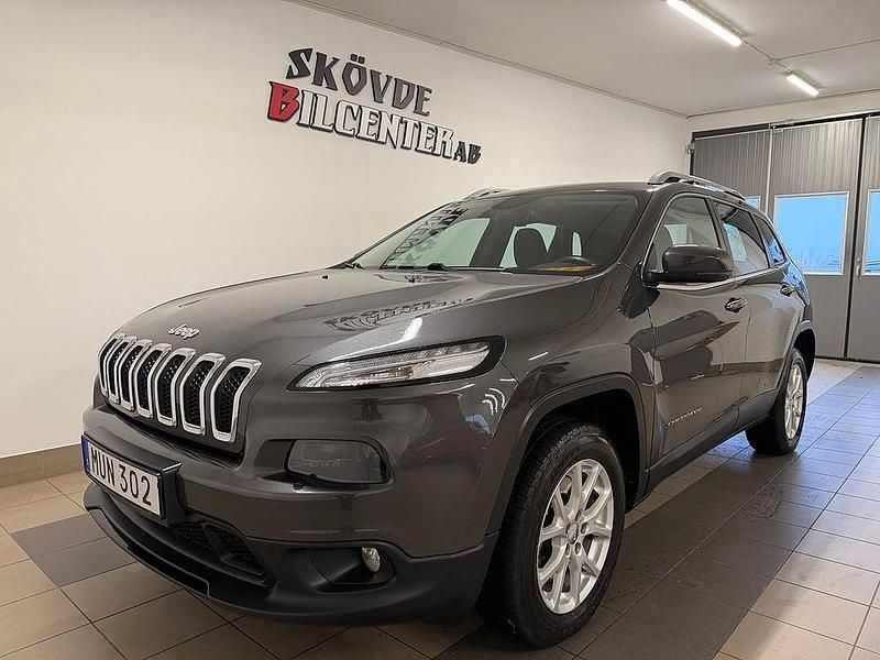Begagnad Jeep Cherokee Longitude 170 HK (125 kW) 2014 Grön (gråmetallic) SUV