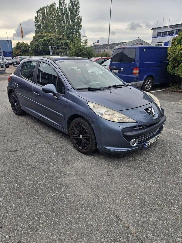 Grå Begagnad 2008 Peugeot 207 Halvkombi | 26 000 kr (Marknadspris) - Bild 1/4