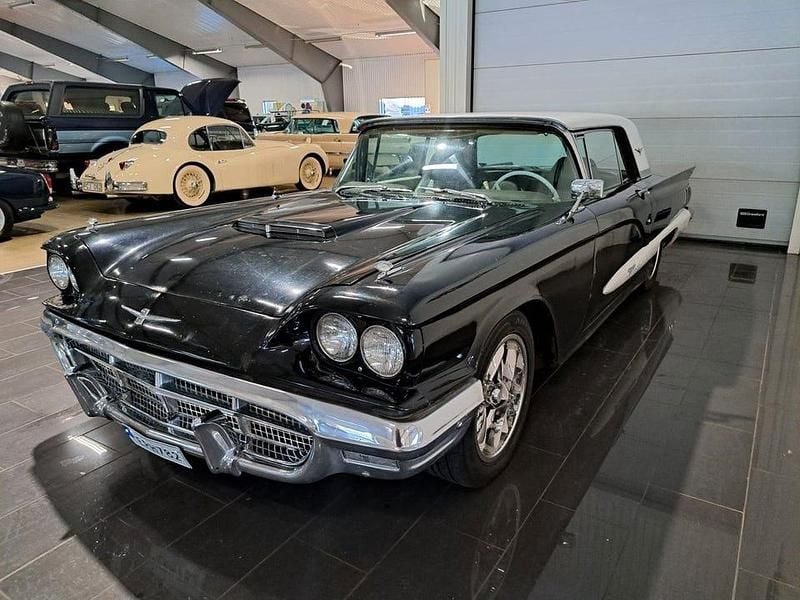 Begagnad Ford V8 305 HK (224 kW) 1960 Svart Sportkupé