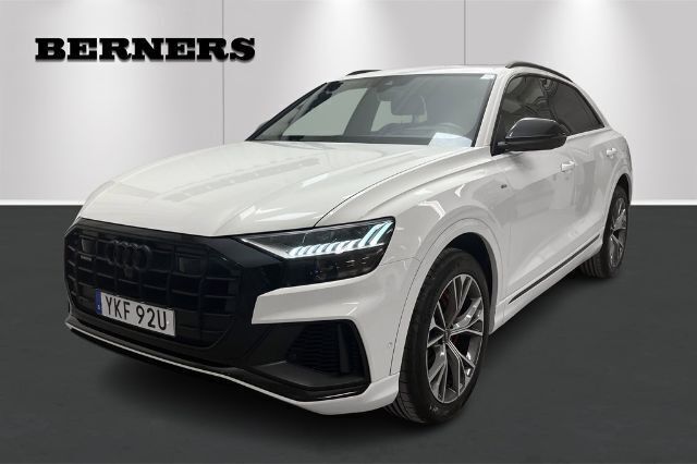 Vit Begagnad 2021 Audi Q8 S-Line SUV | 649 000 kr (Bra pris) - Bild 1/4