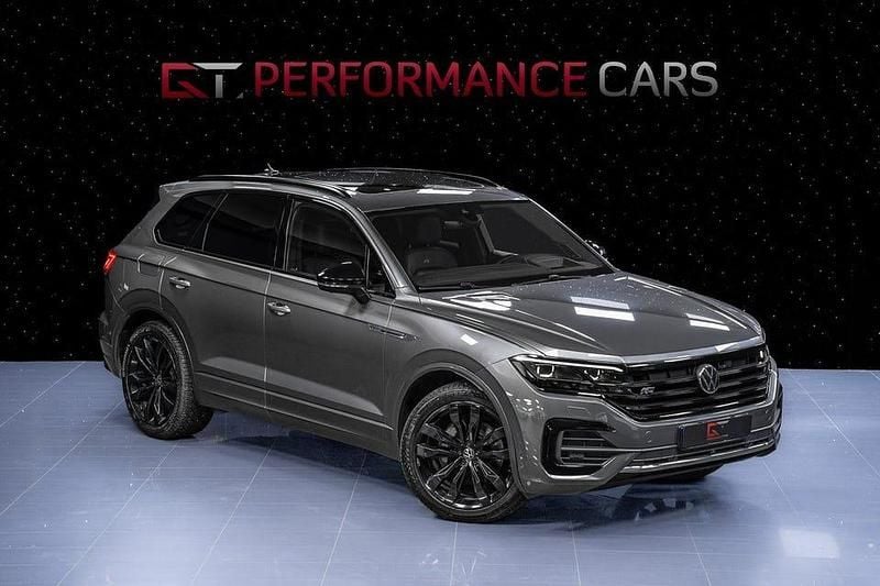 Grey metallic Begagnad 2021 VW Touareg Executive SUV | 639 900 kr (Marknadspris) - Bild 1/3