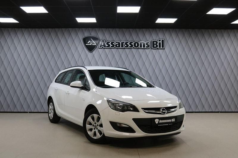 Vit Begagnad 2014 Opel Astra Enjoy Kombi | 99 000 kr (Marknadspris) - Bild 1/4
