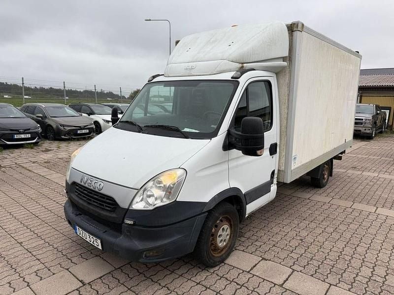Begagnad Iveco Daily 146 HK (107 kW) 2015 Vit Van
