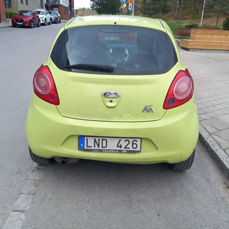Grön Begagnad 2010 Ford Ka Titanium Halvkombi | 17 000 kr (Bra pris) - Bild 1/2