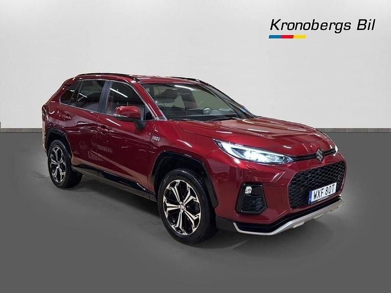 Begagnad Suzuki Across 306 HK (225 kW) 2022 Röd SUV