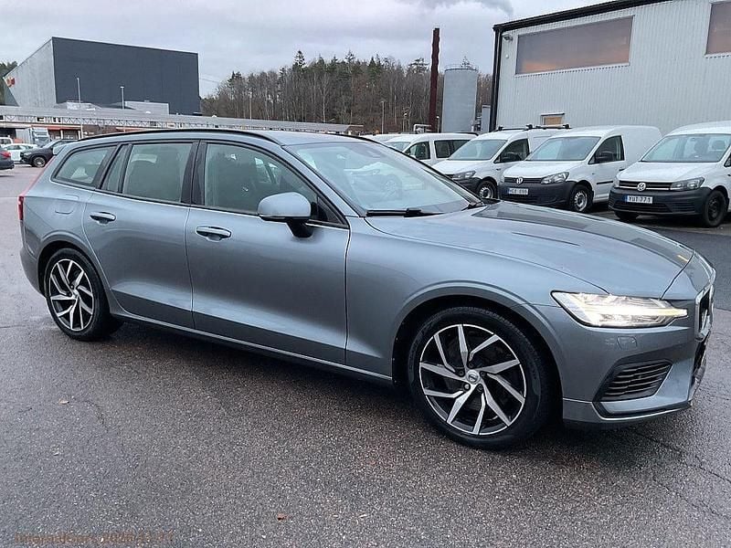 Begagnad Volvo V60 340 HK (250 kW) 2020 Grå Kombi