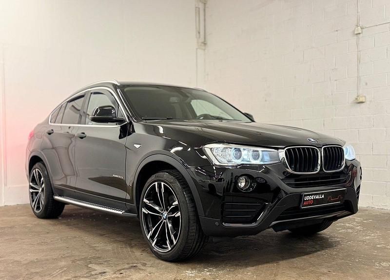 Svart Begagnad 2017 BMW X4 Advantage SUV | 244 900 kr (Lite dyr) - Bild 1/4
