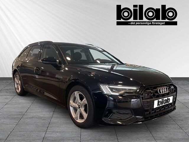 Brilliantsvart Begagnad 2023 Audi A6 Sport Kombi | 439 000 kr (Lite dyr) - Bild 1/4
