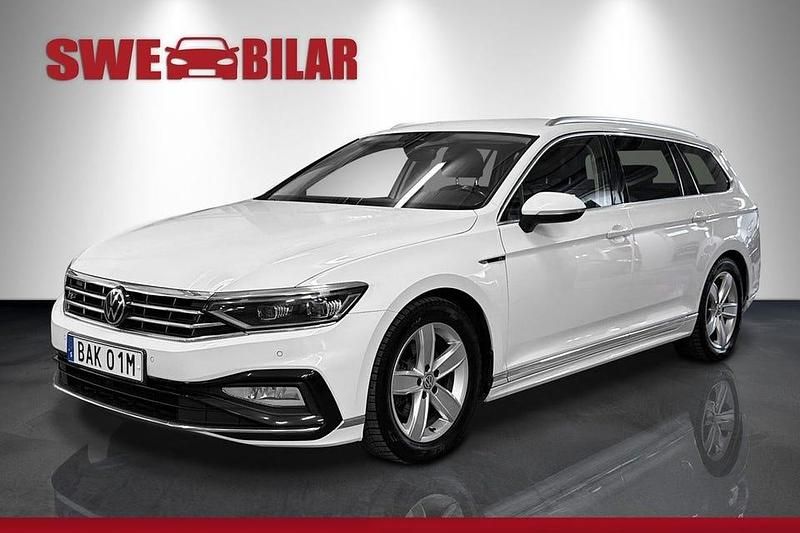 Vit Begagnad 2020 VW Passat GT Kombi | 239 900 kr (Marknadspris) - Bild 1/4