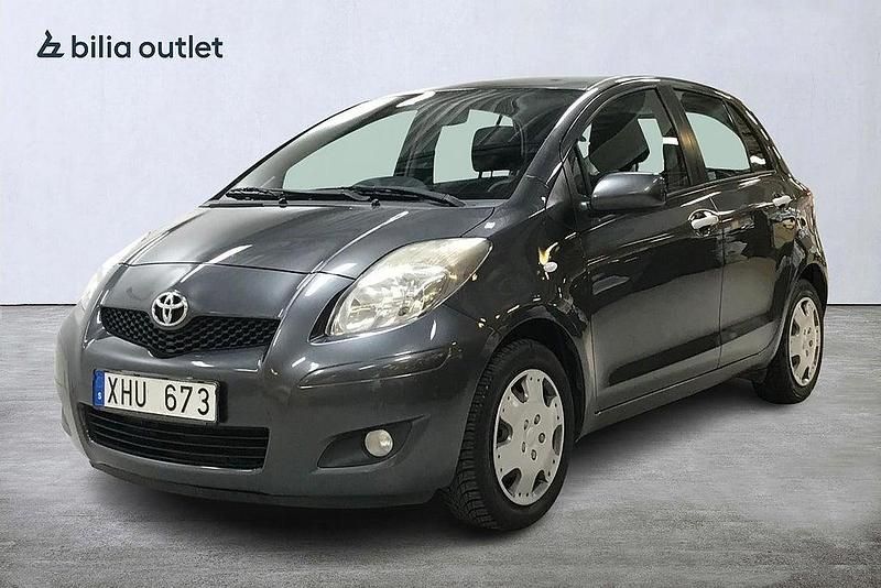 Begagnad Toyota Yaris 2011 Grå