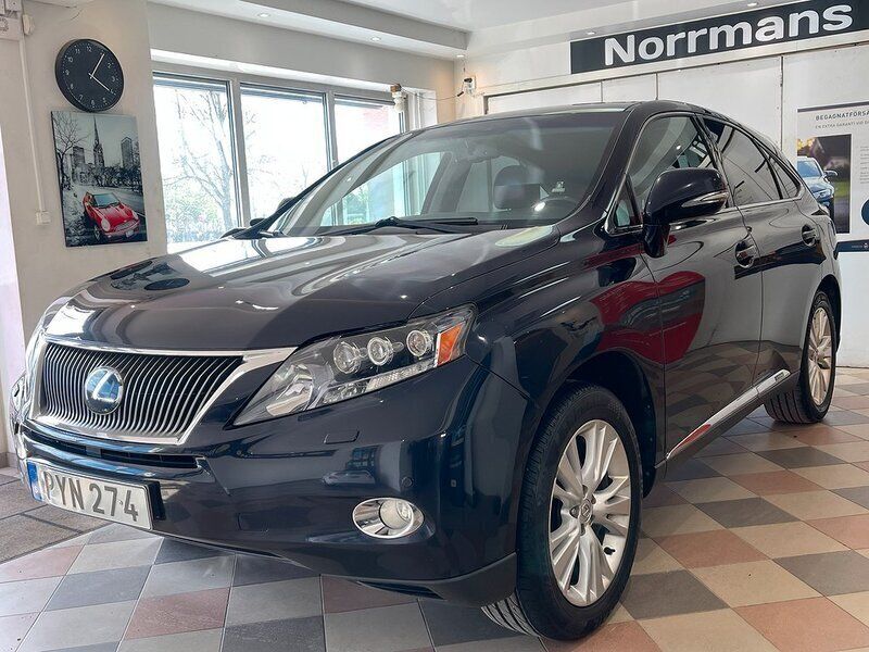 Mörkblå Begagnad 2009 Lexus RX450h Luxury Line SUV | 128 000 kr (Dyr) - Bild 1/4