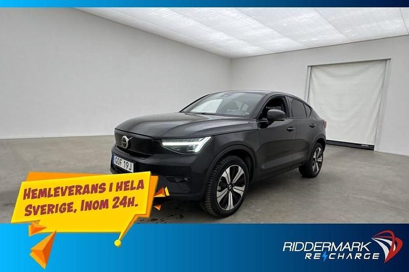 Svart Begagnad 2022 Volvo C40 Plus SUV | 349 800 kr (Marknadspris) - Bild 1/3