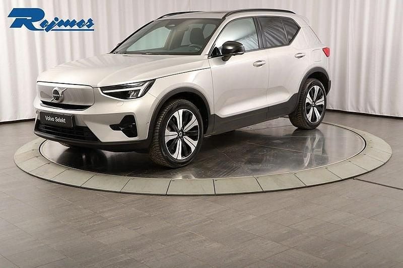 Begagnad Volvo XC40 Ultimate 169 kW (231 HK) 2022 Silver SUV