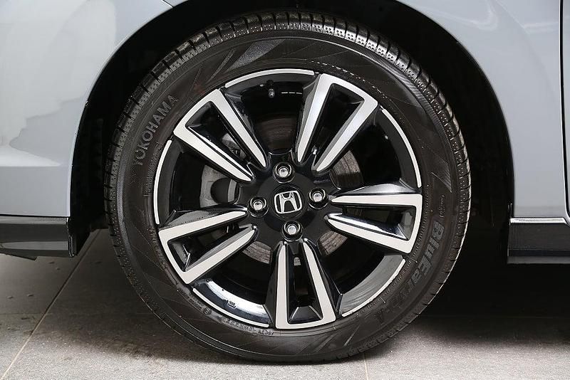 Begagnad Honda Jazz 2024 Grå Halvkombi