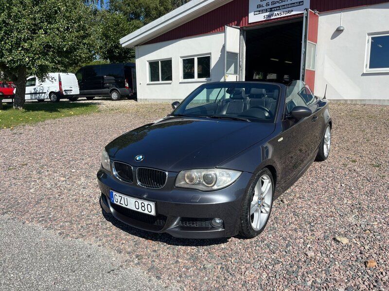 Grå Begagnad 2008 BMW 120 Cabriolet Advantage Cab | 139 000 kr (Marknadspris) - Bild 1/4
