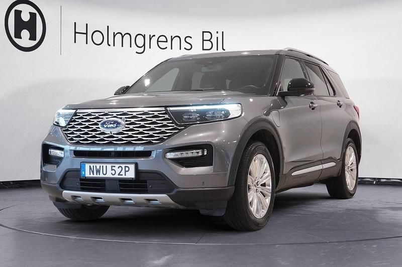 Grå Begagnad 2021 Ford Explorer SUV | 539 800 kr (Marknadspris) - Bild 1/4