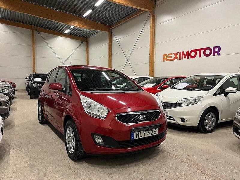 Röd Begagnad 2014 Kia Venga Comfort Halvkombi | 74 900 kr (Marknadspris) - Bild 1/4