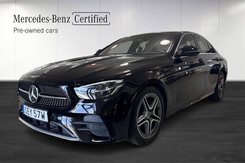 Svart (black) Begagnad 2022 Mercedes E220 AMG line Sedan | 469 900 kr - Bild 1/4