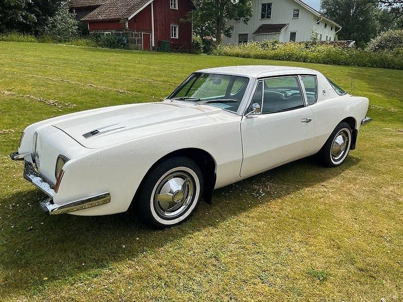 Vit Begagnad 1964 Studebaker Avanti | 198 000 kr - Bild 1/4