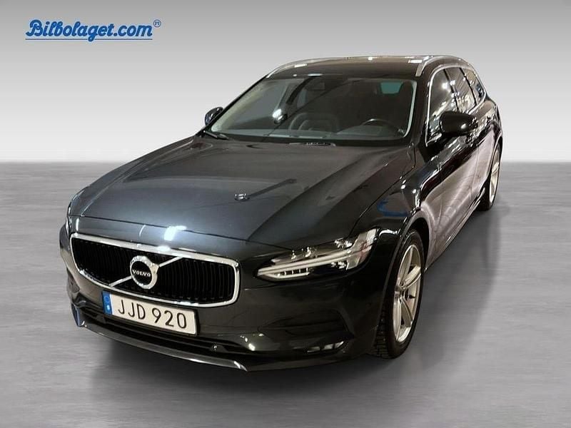 Grå Begagnad 2019 Volvo V90 Momentum Kombi | 264 900 kr (Marknadspris) - Bild 1/4
