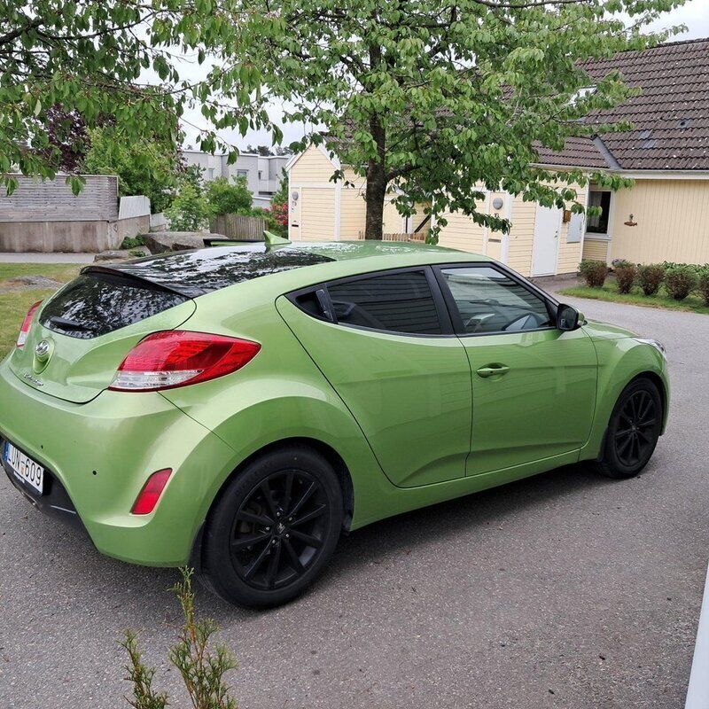 Grön Begagnad 2012 Hyundai Veloster Halvkombi | 65 000 kr - Bild 1/4