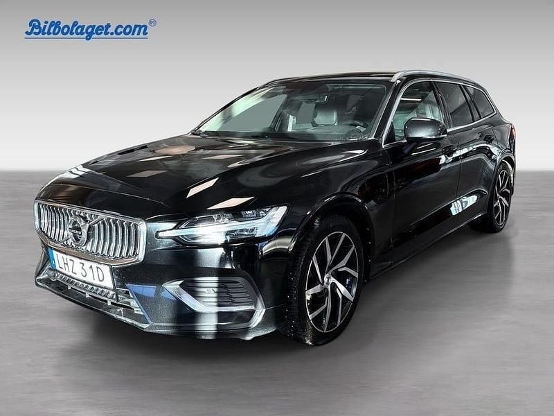 Begagnad Volvo V60 Inscription 344 HK (253 kW) 2022 Svart Kombi