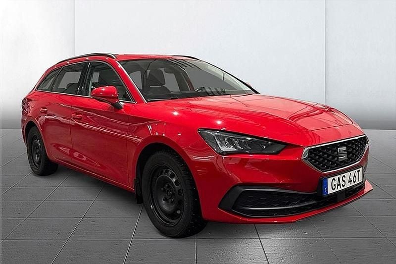 Begagnad Seat Leon ST Style 131 HK (96 kW) 2022 Röd Kombi