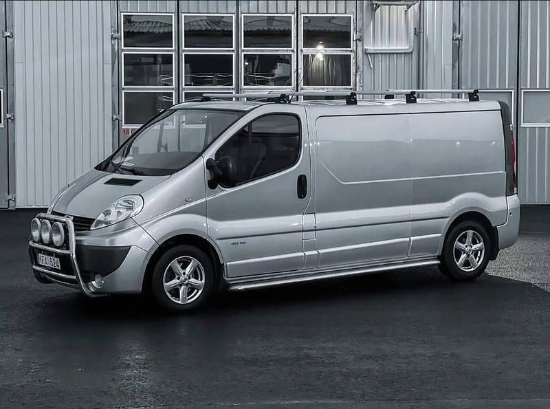 Begagnad 2010 Renault Trafic Minibuss | 45 000 kr (Superpris) - Bild 1/4