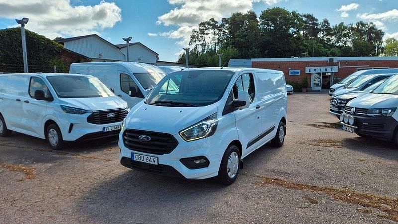 Vit Begagnad 2018 Ford Transit Custom Van | 198 750 kr - Bild 1/4