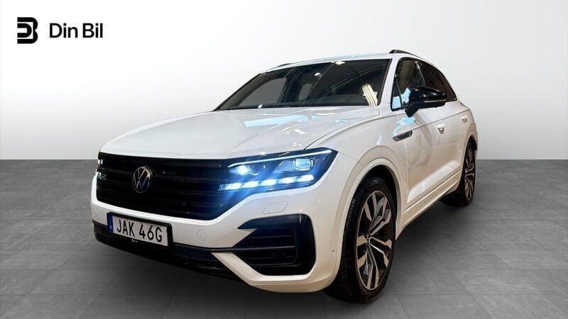 Vit Begagnad 2023 VW Touareg R SUV | 669 900 kr (Bra pris) - Bild 1/4