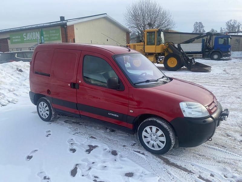 Begagnad Citroën Berlingo 69 HK (50 kW) 2005 Minibuss