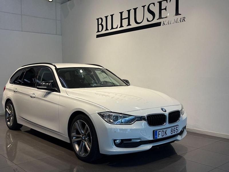 Vit Begagnad 2013 BMW 318 Kombi | 134 900 kr (Lite dyr) - Bild 1/4