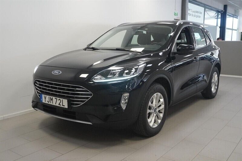 Svart Begagnad 2022 Ford Kuga Titanium SUV | 239 900 kr (Superpris) - Bild 1/4