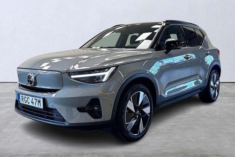 Grå Begagnad 2023 Volvo XC40 Ultimate SUV | 449 900 kr - Bild 1/4