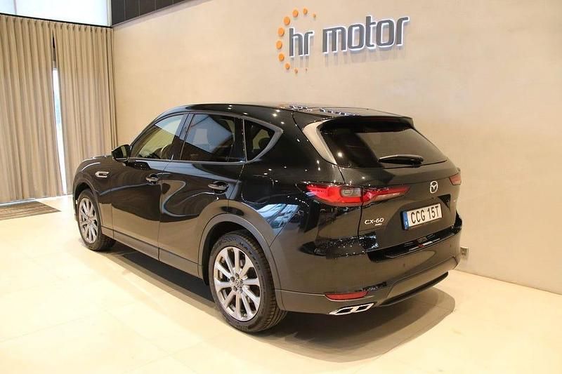 Begagnad Mazda 2 326 HK (239 kW) 2022 Svart