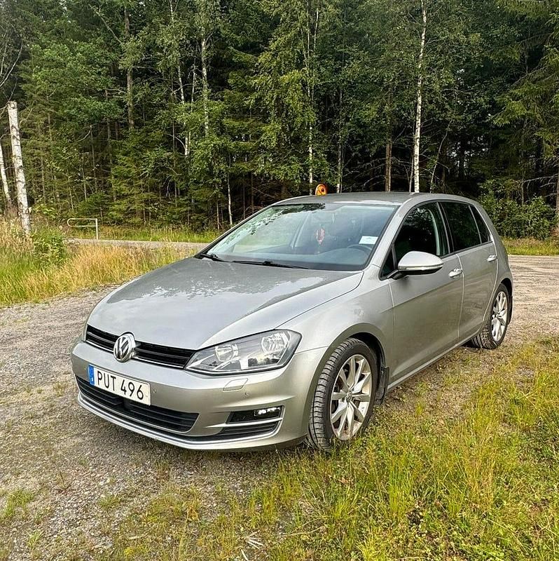 Begagnad 2014 VW Golf VII Halvkombi | 139 900 kr (Marknadspris) - Bild 1/4