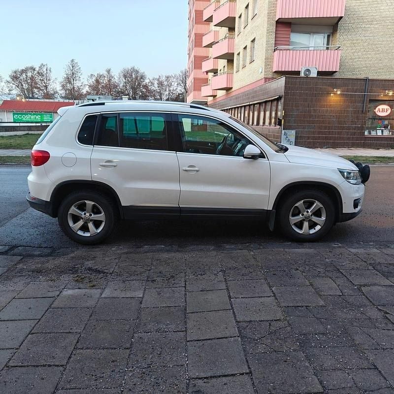 Begagnad 2012 VW Tiguan SUV | 93 000 kr (Marknadspris) - Bild 1/4