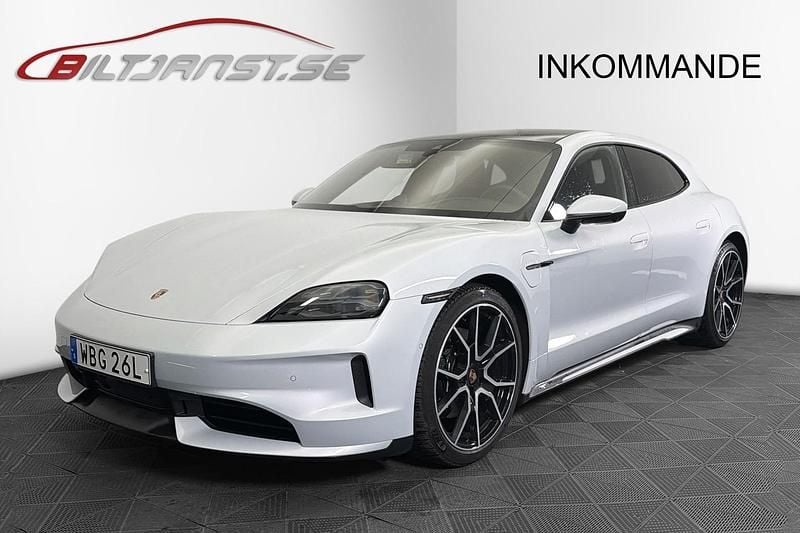 Begagnad Porsche Taycan 4S Sport Turismo 400 kW (544 HK) 2025 Grå Sedan